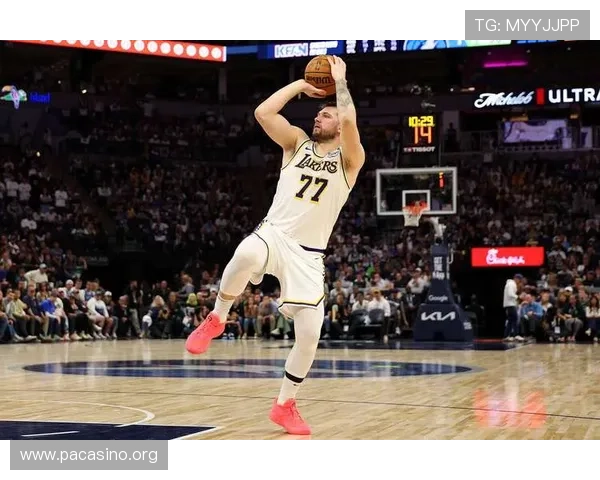 东契奇谈球队化学反应：尚未共进晚餐却已忙于密集赛程